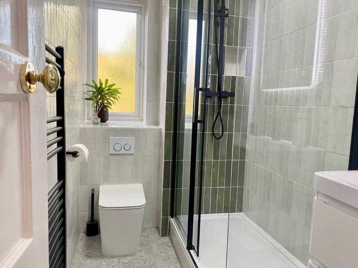 Newly Refurbished 2 Bedroom Apartment In South 伦敦 外观 照片